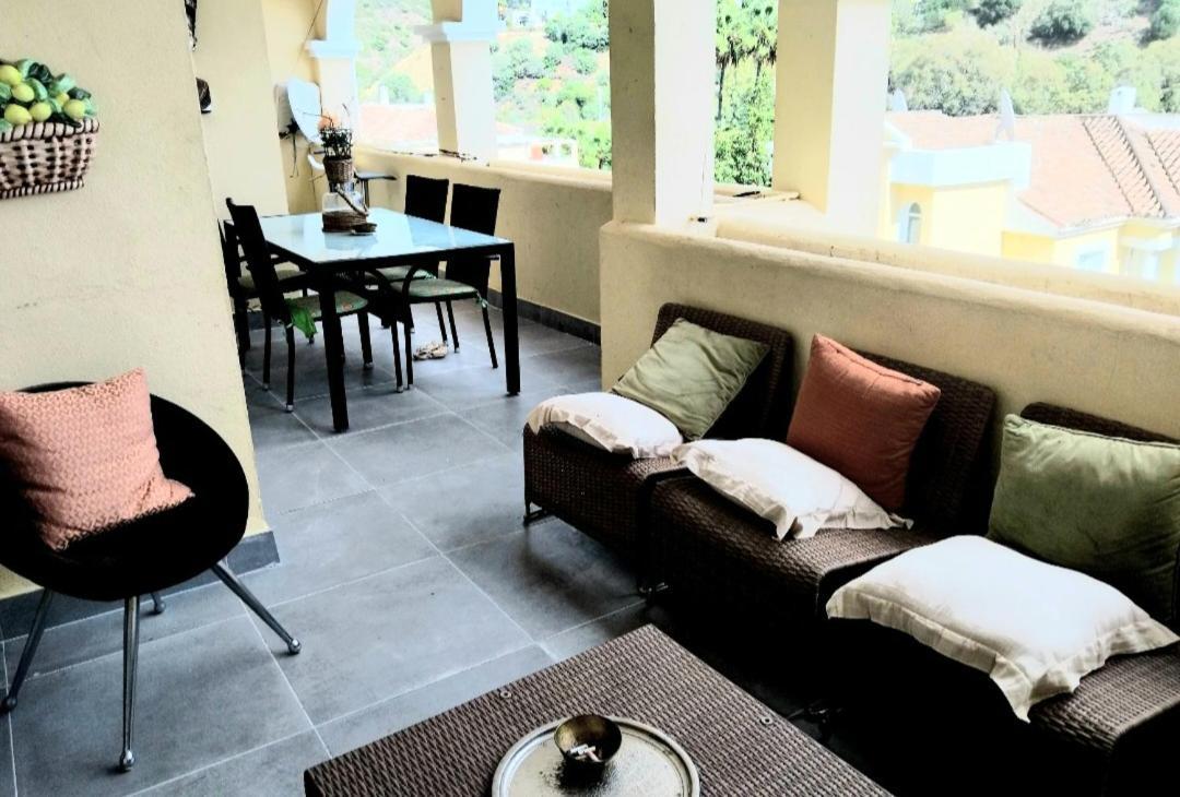 Bedroom, With A Share Bathroom In A Bed And Breakfast Place Málaga Esterno foto